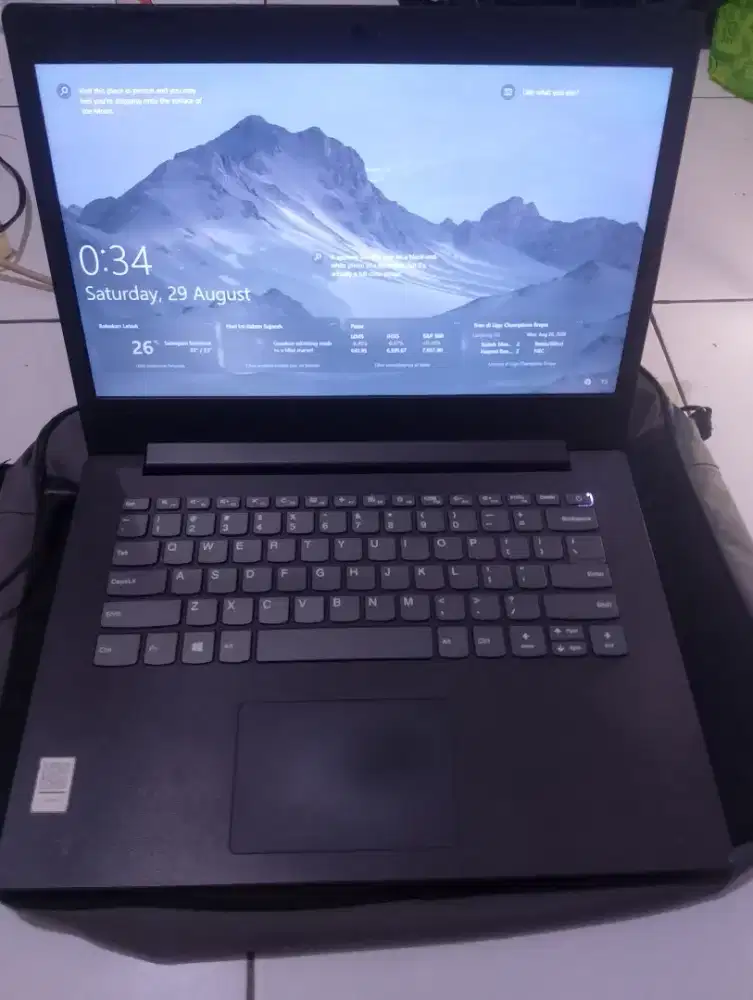Laptop Lenovo slim ddr4 jual cepat