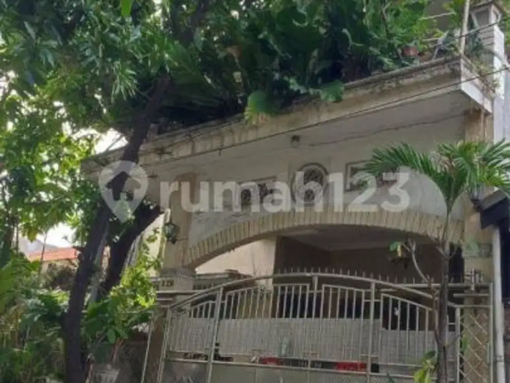 Siap Huni, Rumah, 3 Lantai, SHM, Dekat Fasilitas Kesehatan, Bebas Banjir