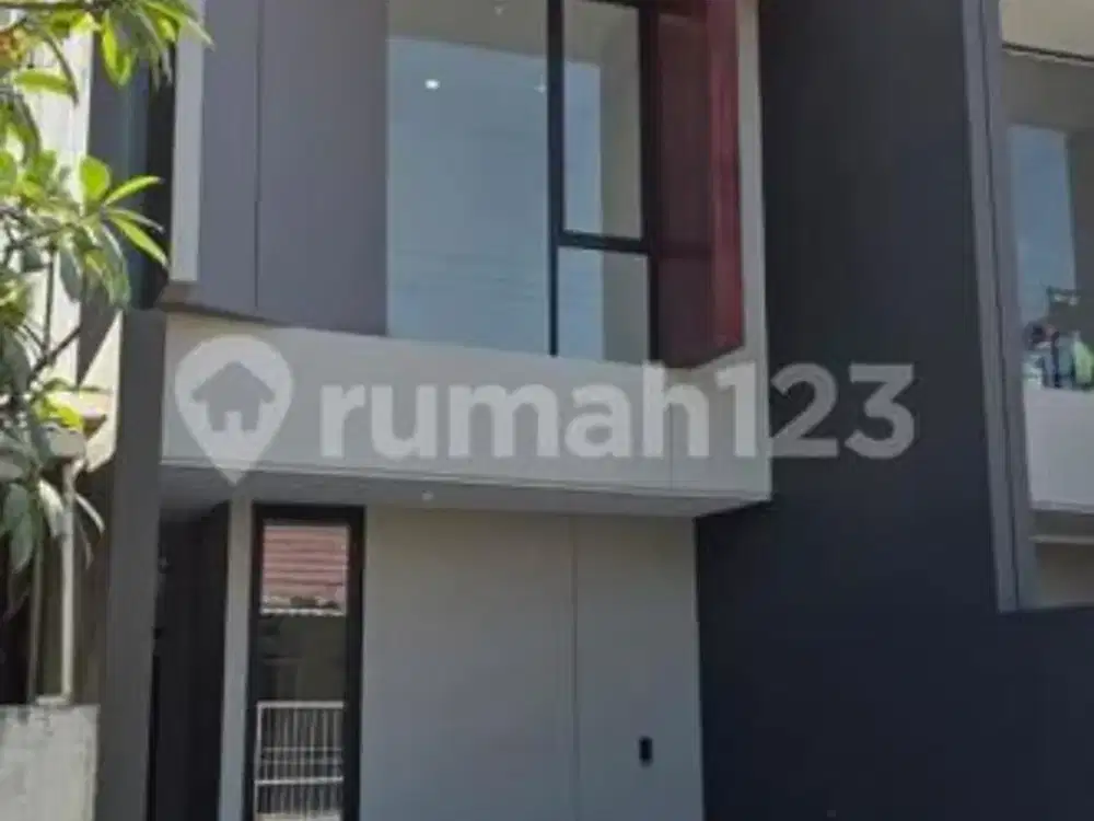 Siap Huni, Rumah, 2 Lantai, SHM, Dekat Sekolah Internasional, Bebas Banjir