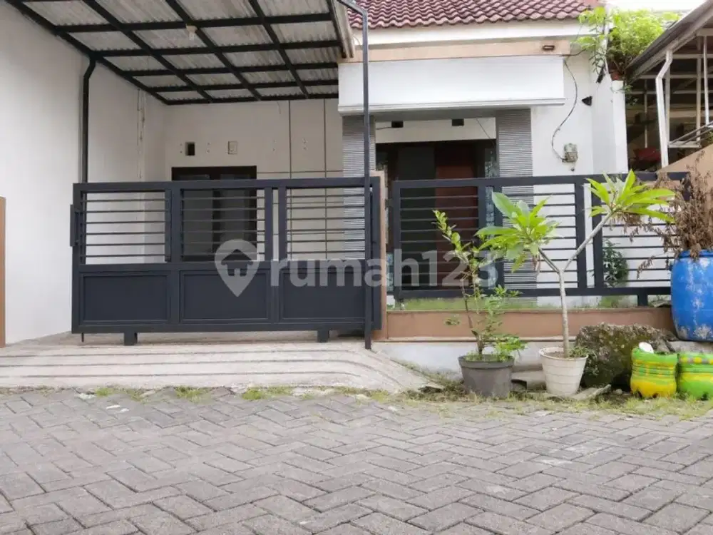 Siap Huni, Rumah, 1 Lantai, Dekat Taman Kota