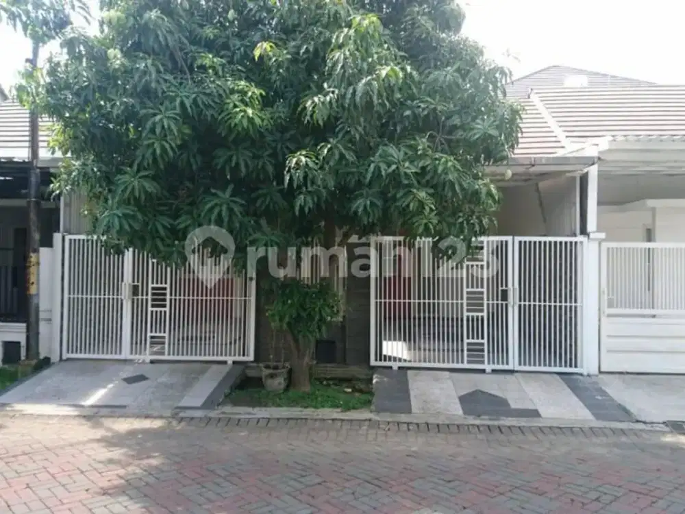 Dekat Akses Tol, Rumah, 2 Lantai, SHM, Dekat Universitas, Bebas Banjir
