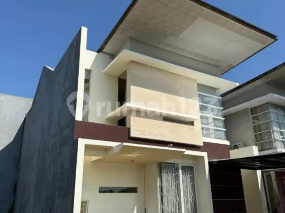 Siap Huni, Rumah, 2 Lantai, SHM, Dekat Universitas, Dekat Akses Tol