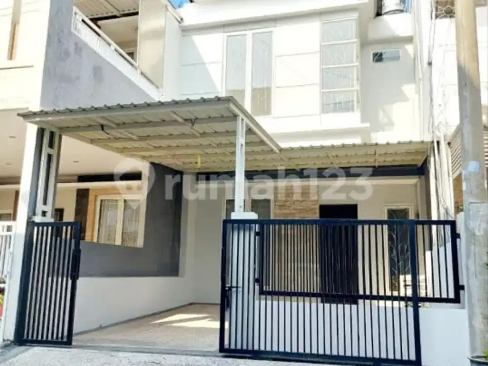 Dekat Akses Tol, Rumah, 2 Lantai, SHM, Dekat Pusat Perbelanjaan, Siap Huni