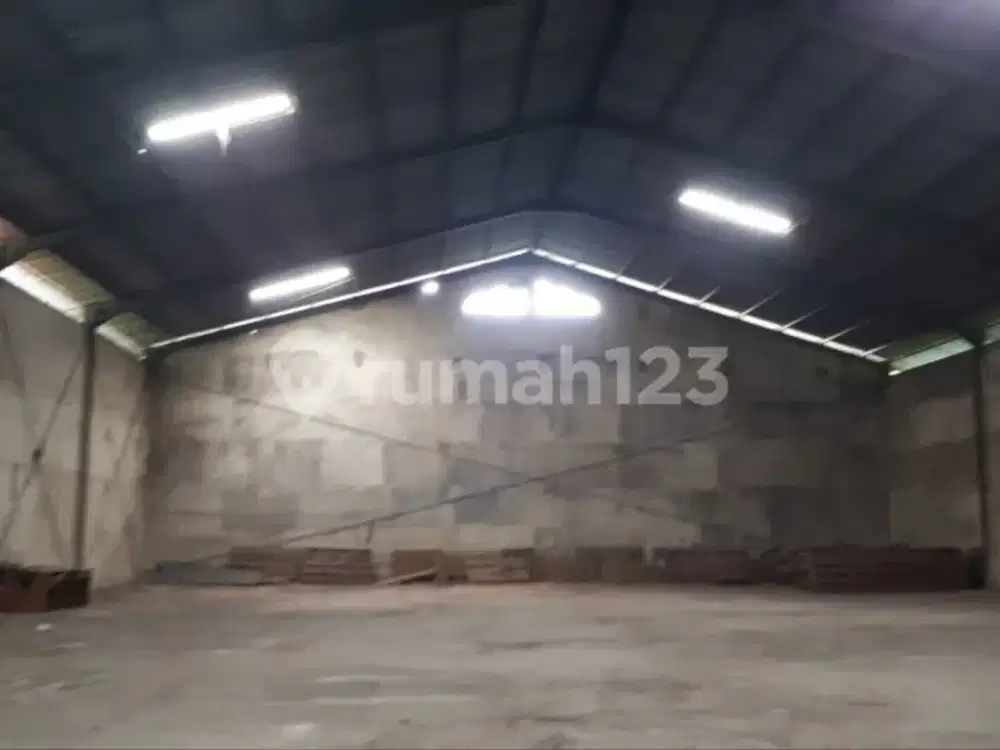 Siap Huni, Gudang, 1 Lantai, SHM, Dekat Tempat Wisata, Dekat Akses Tol
