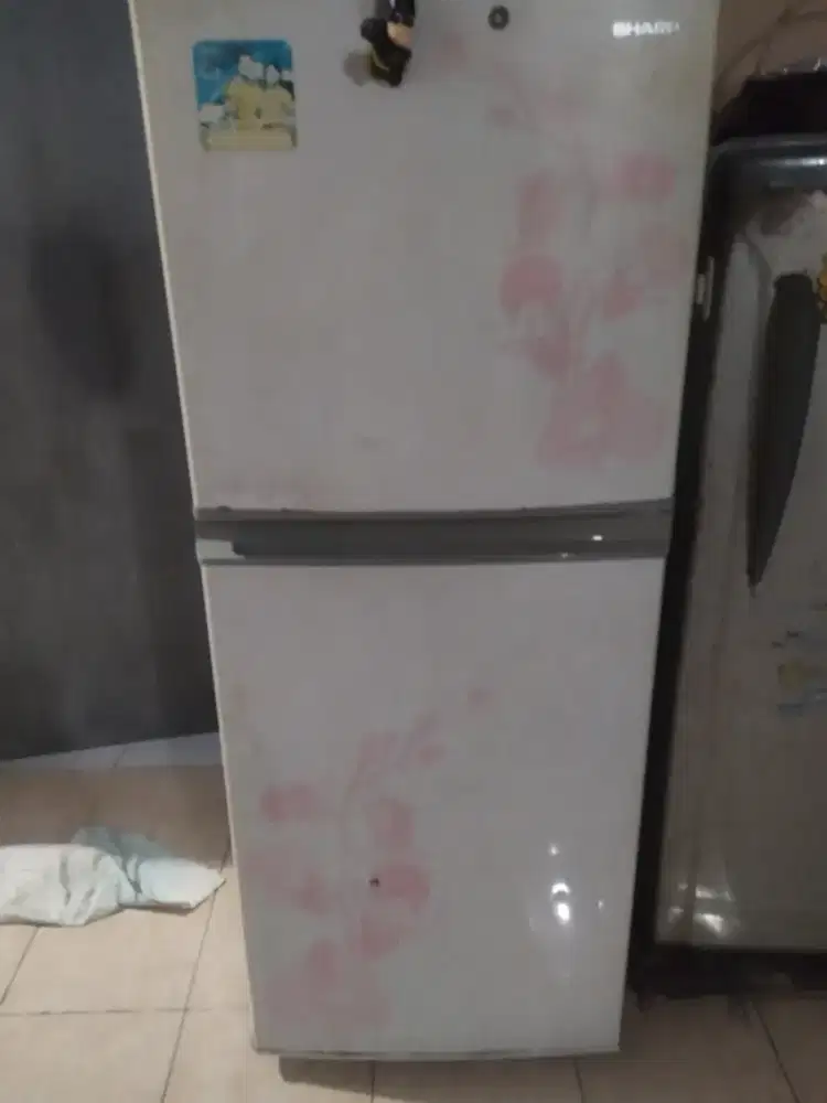 Kulkas 2 pintu sharp