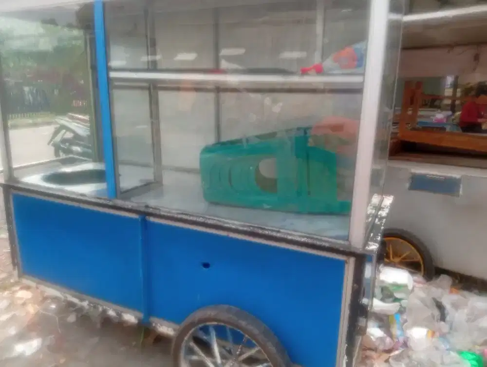gerobak bekas ukuran jumbo