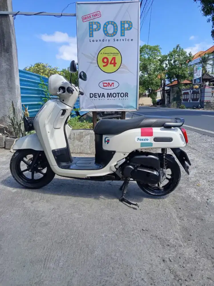 Yamaha fazzio putih Deva motor