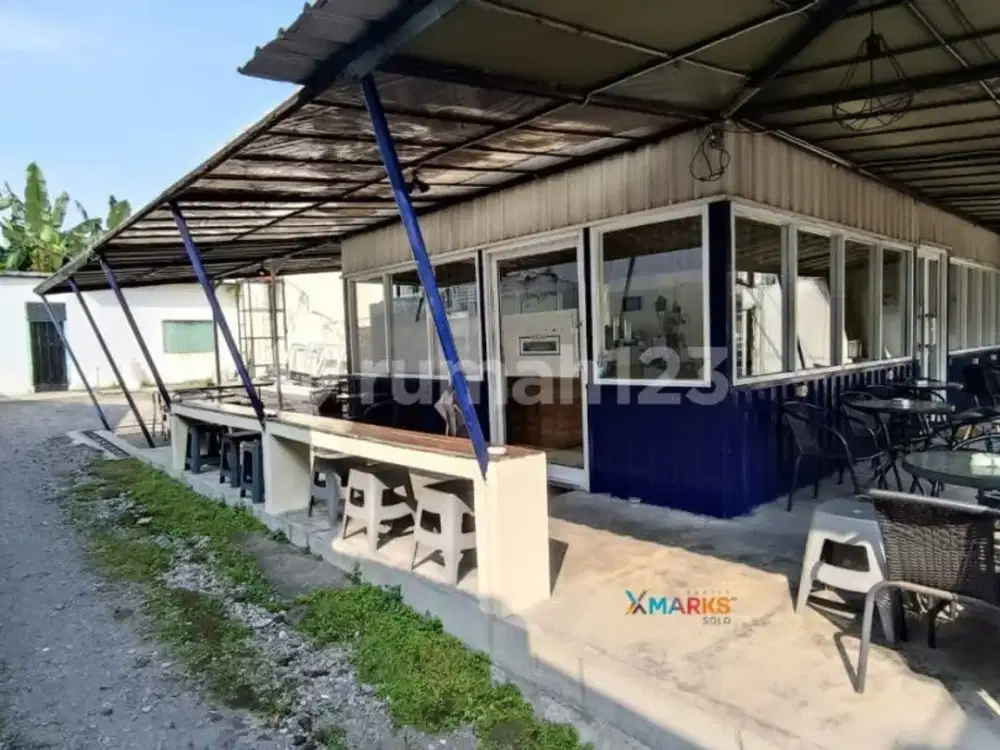 Ruang Usaha Sekaligus Rumah Potensi Cuan Daerah Ramai Banjarsari