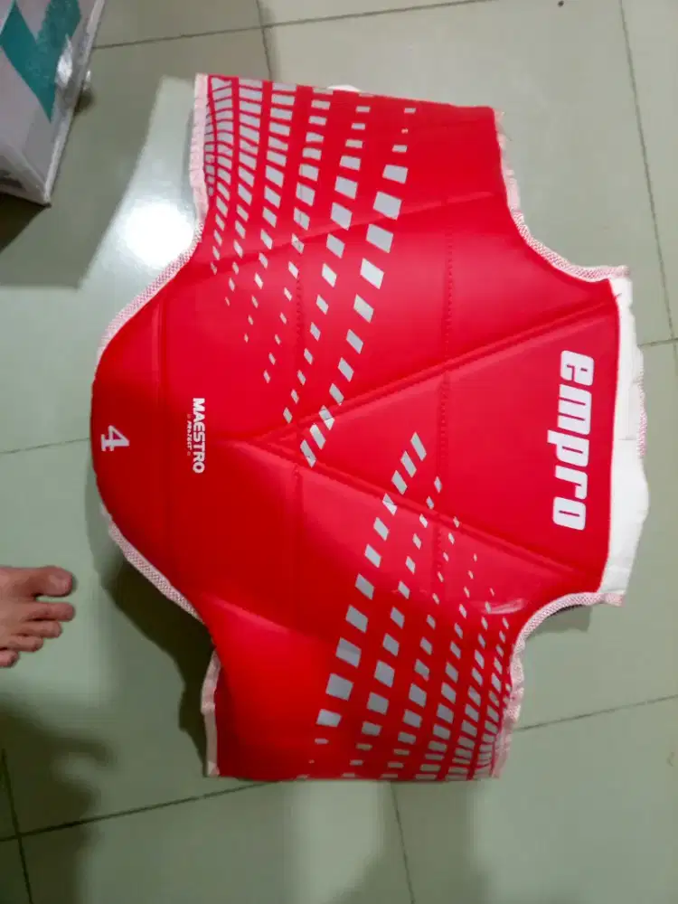 Body protector taekwondo dijual 350ribu nego