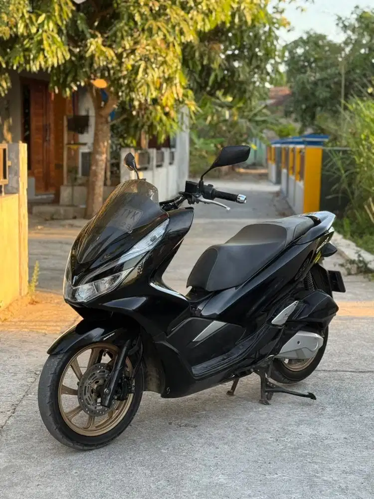 Honda pcx 2018 lengkap murah