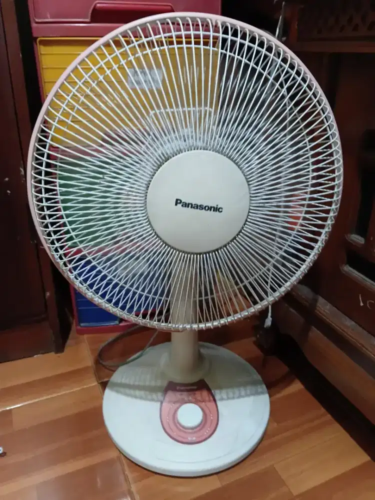 Kipas angin meja panasonic 100% blom pernah di servis