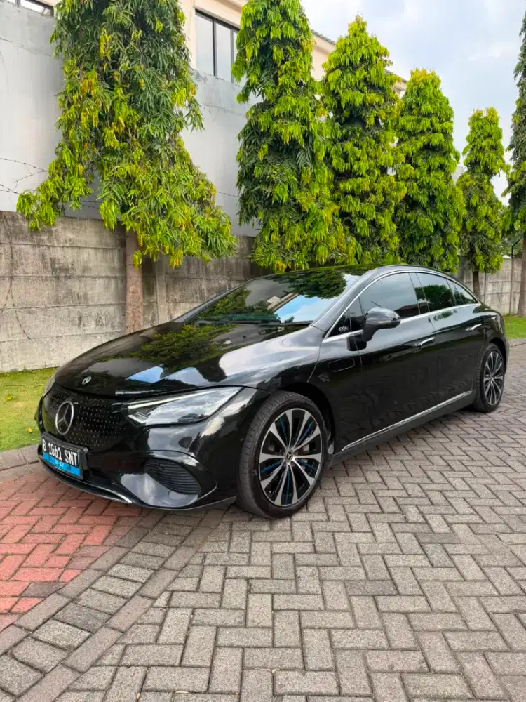 Mercedes Benz EQE 350+ 2022