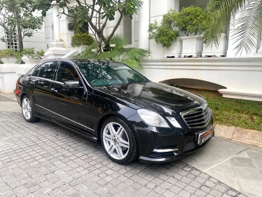E 300 AMG Avantgarde 2012 Hitam interior Saddle Tan Fiull Original 100