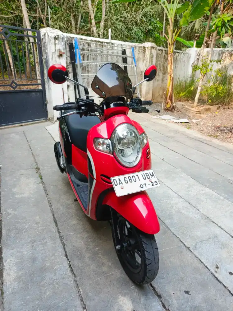 Honda Scoopy 2019