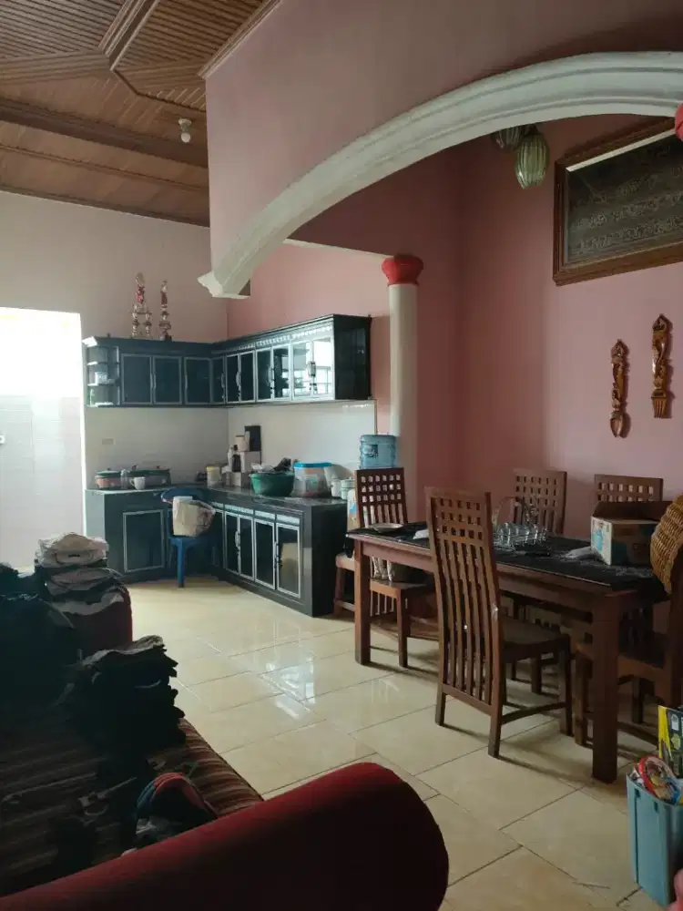 Dijual Rumah Strategis Bukit Lama Palembang LT 300m² SHM