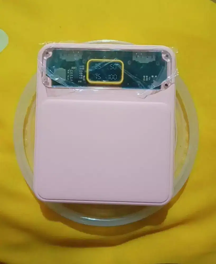POWERBANK MERK LENTIVEN