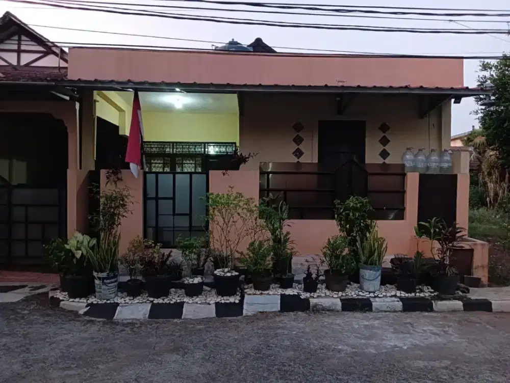 Rumah Asri Tangsel