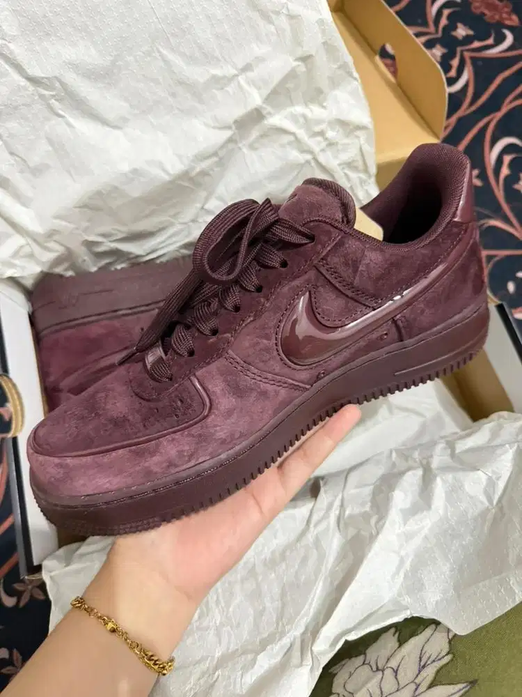 Nike Air Force 1 Burgundy