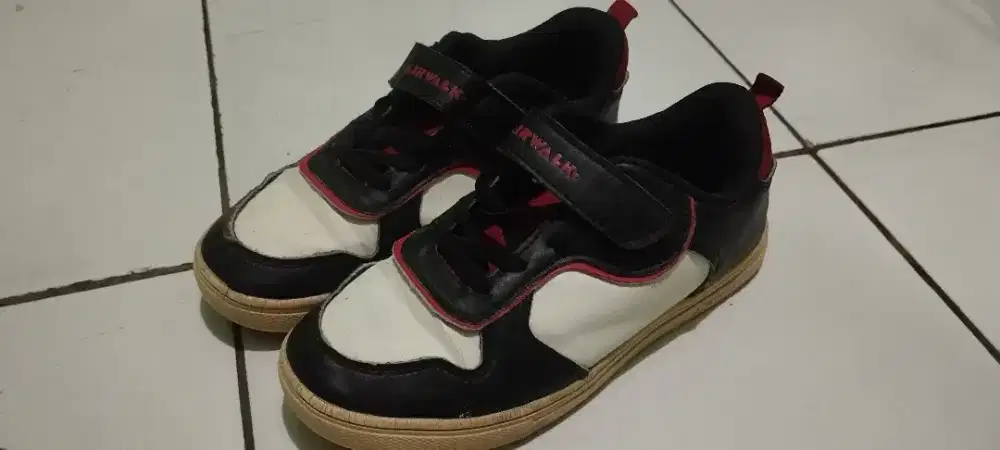 Sepatu Airwalk Kids