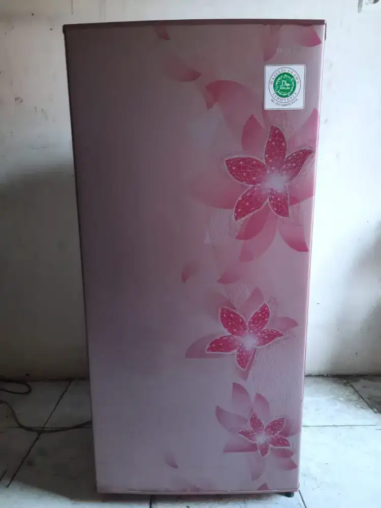Kulkas sharp 1 pintu