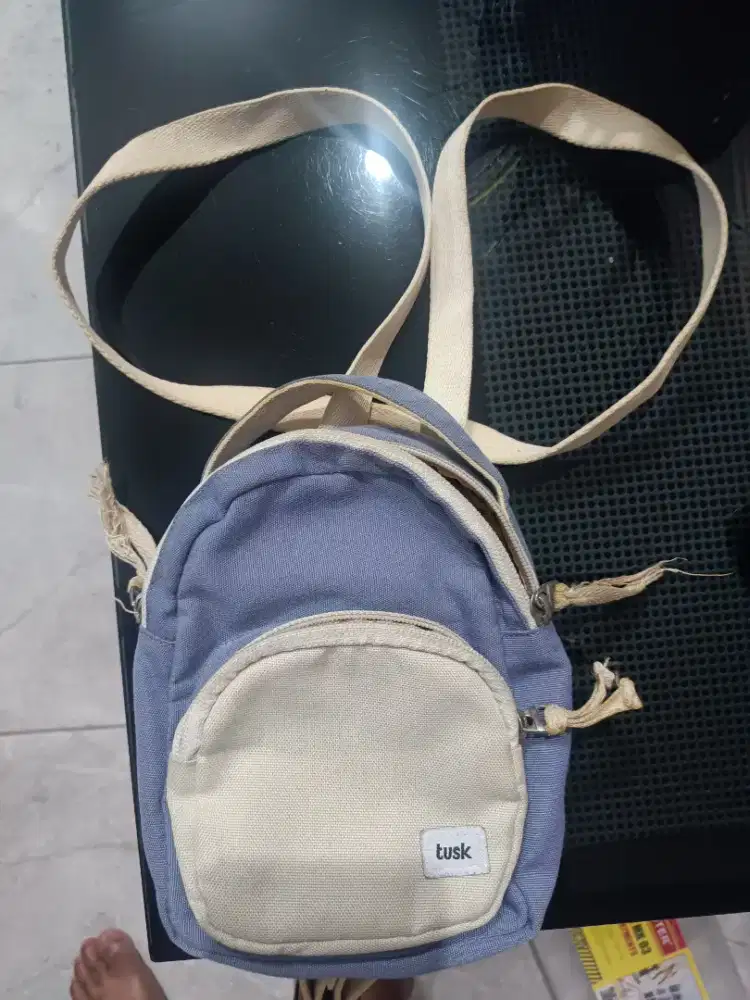 Tas ransel mini merek Tusk