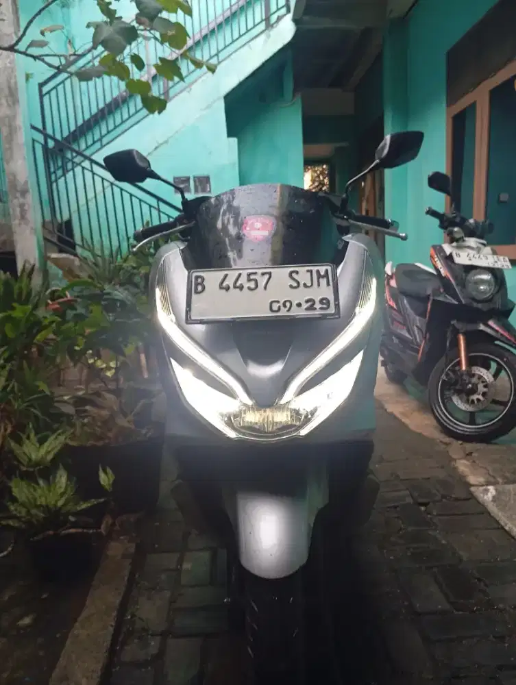 Jual Honda PCX 150cc CBS pgm_Fi