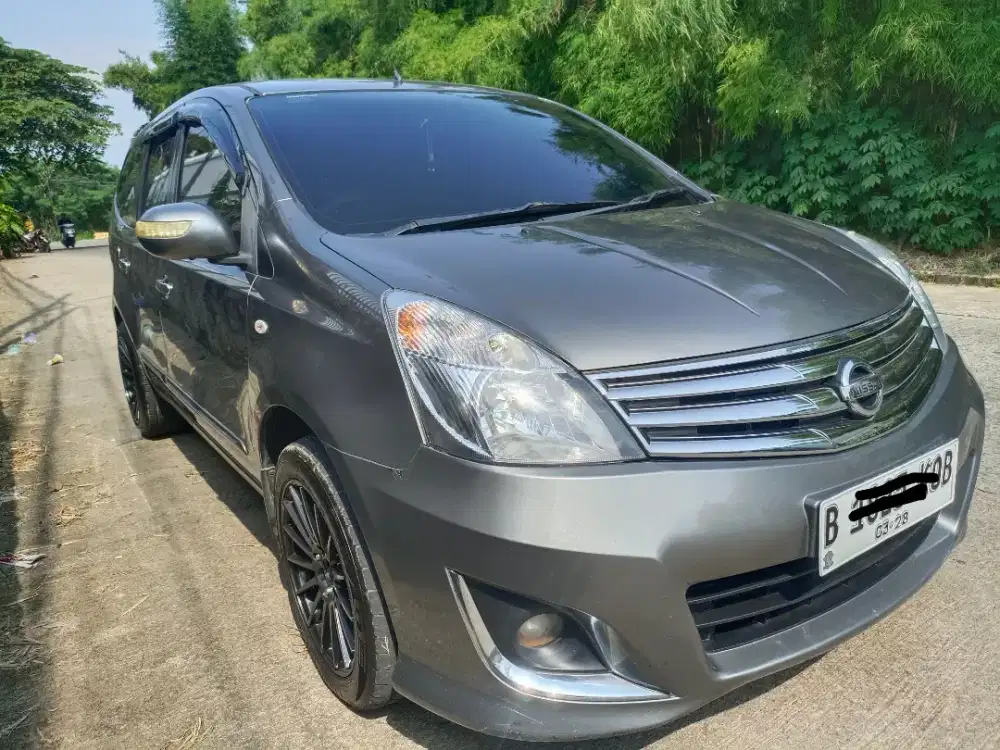 Nissan Grand Livina 1.5 XV 2012 Facelift Manual