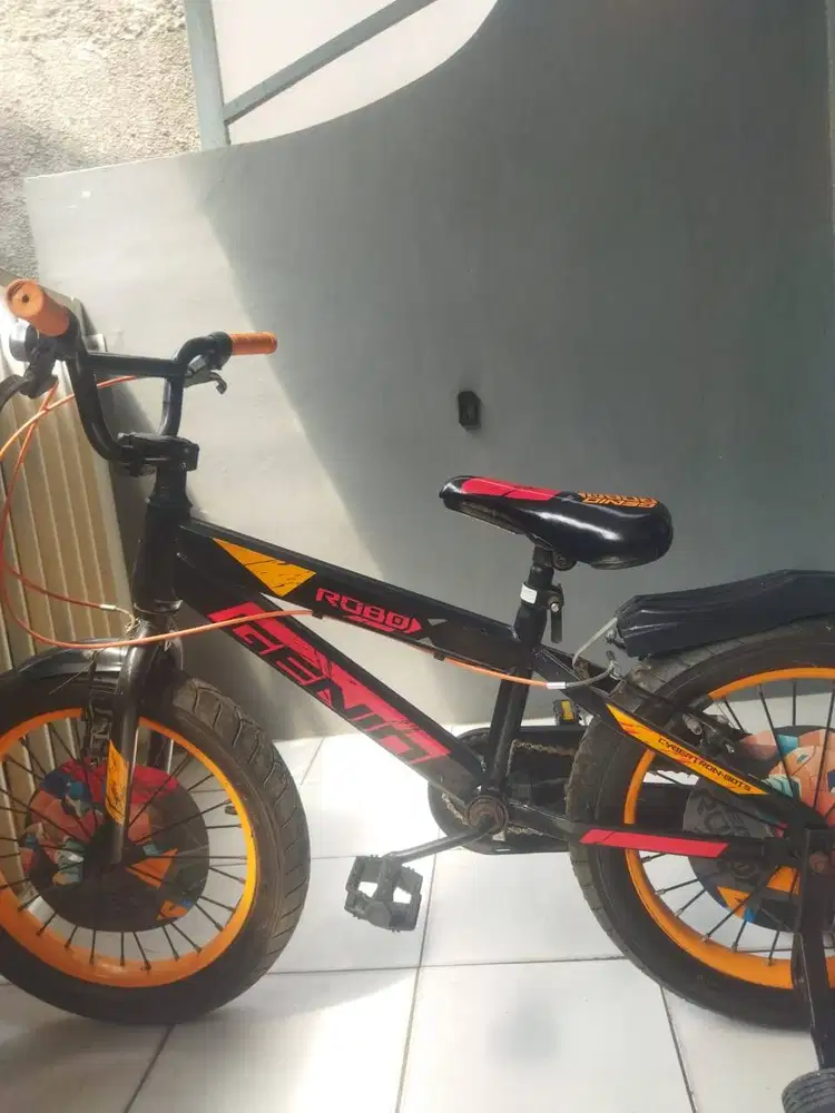DIJUAL SEPEDA BMX GENIO ROBOX 18
