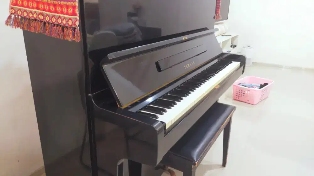 Piano Akustik Yamaha U2 Original Japan (Nippon Gakki)
