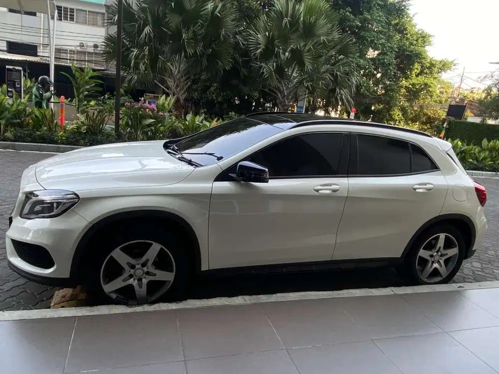Mercedes-Benz GLA200 2016 Bensin