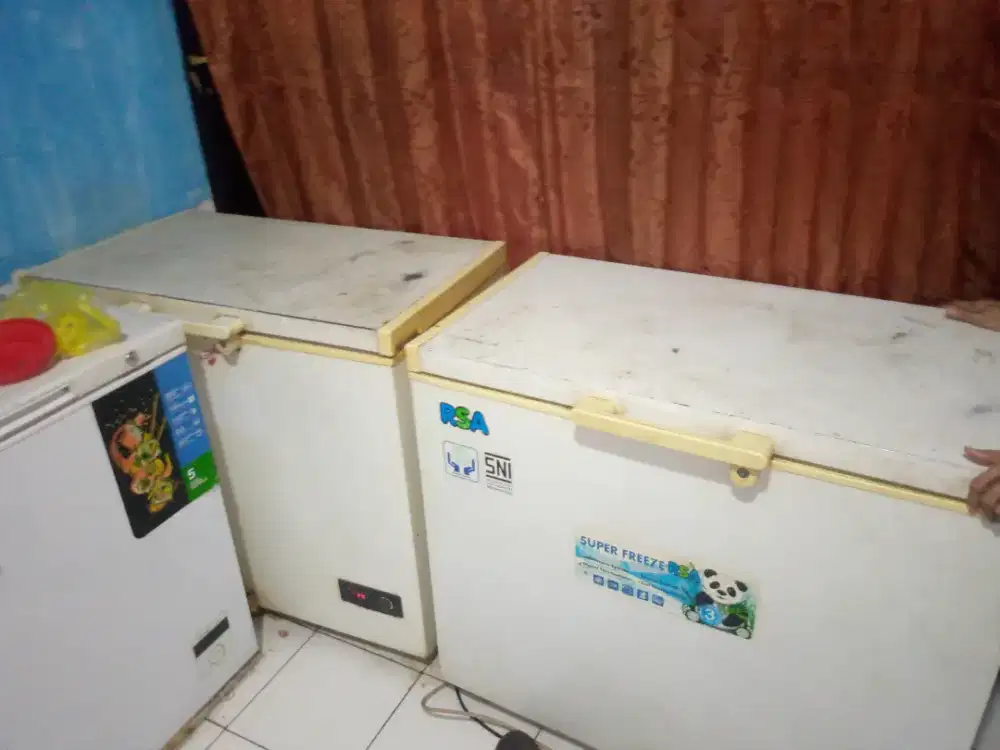 Freezer Box Borongan aja Jual Bu