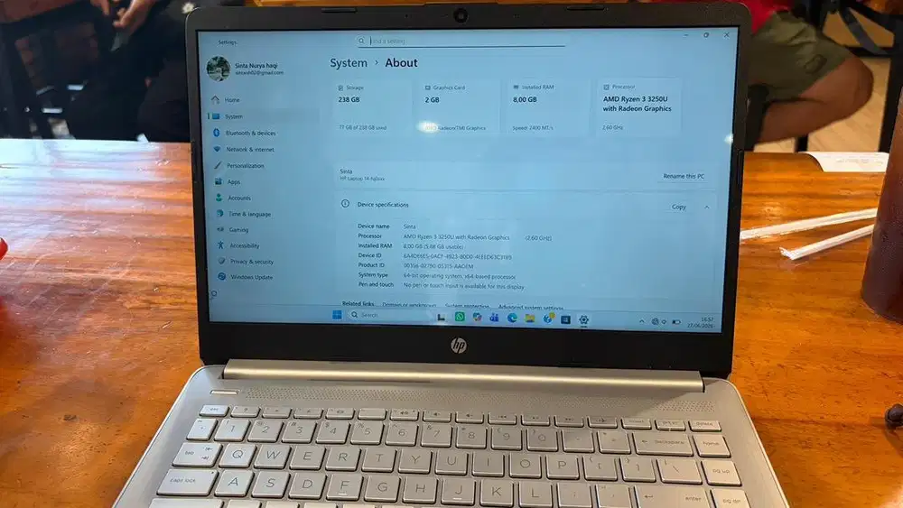 Laptop HP 14-fq AMD Ryzen 3 3260U