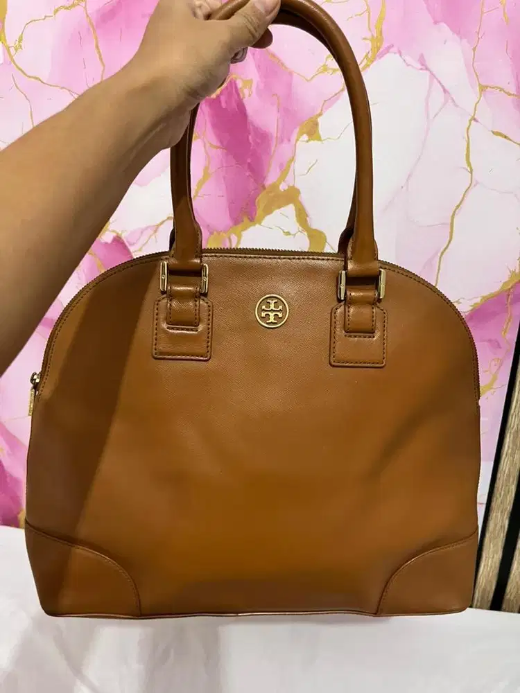 Aunthentic Tas Tory Burch Robinson Dome Satchel Bag Luggage Leather