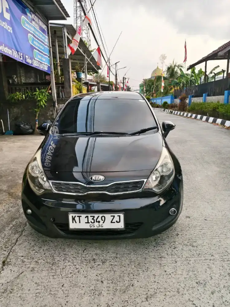 KIA Rio 2014 pajak on siap pakai km 120rb manual