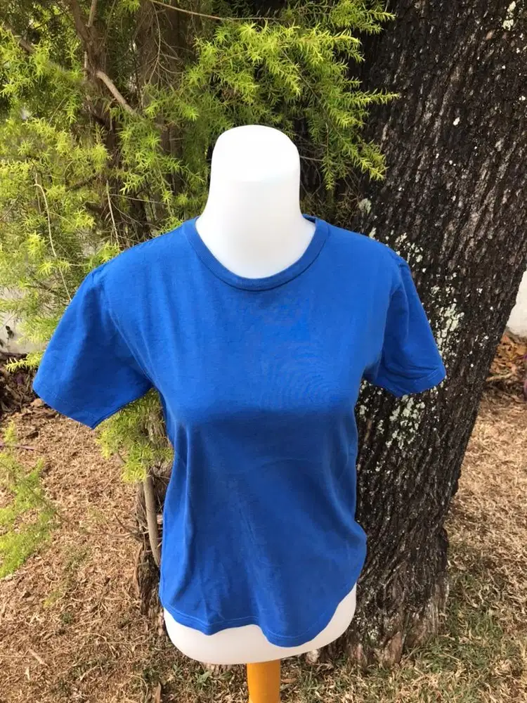 kaos unisex wanita/pria