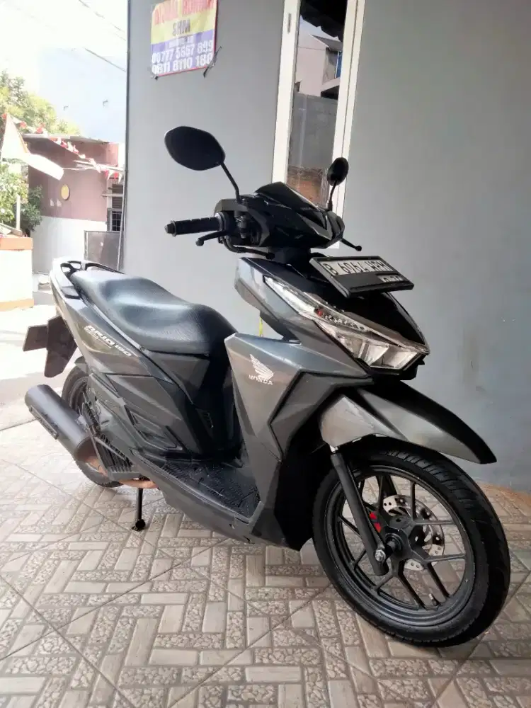 Honda Vario 150 CC LED OLD tahun 2017 siap pakai