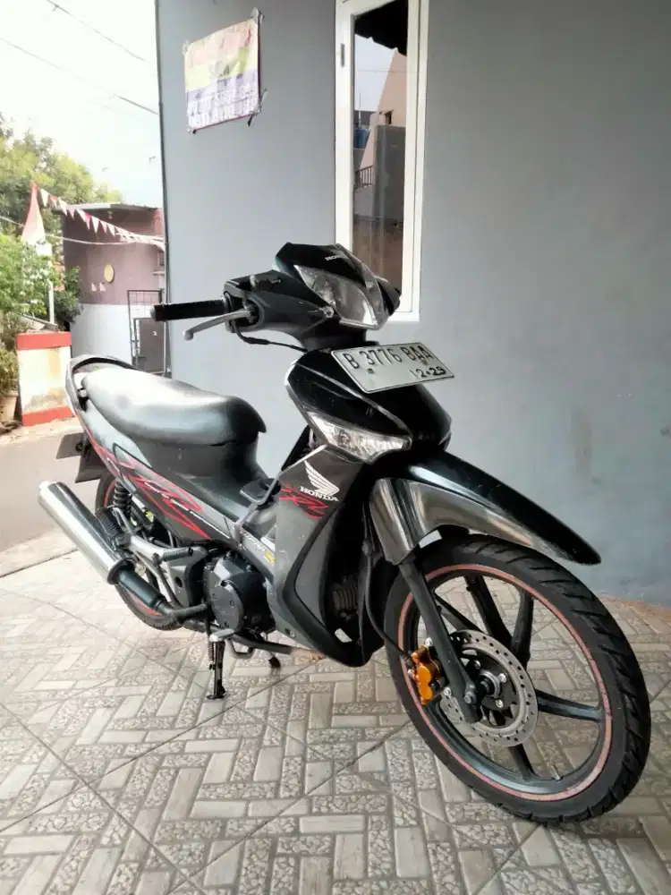 Honda Supra x tahun 2009 original siap pakai