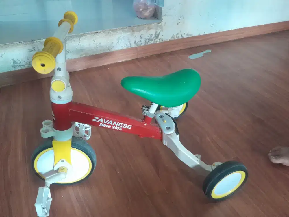 Sepeda balance anak