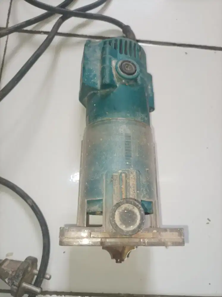 Mesin propil kayu