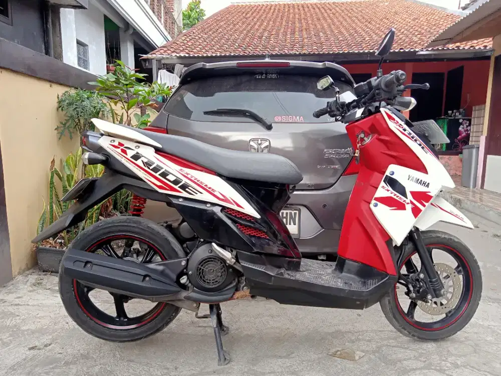 X Ride Tahun 2014 Mulus Original