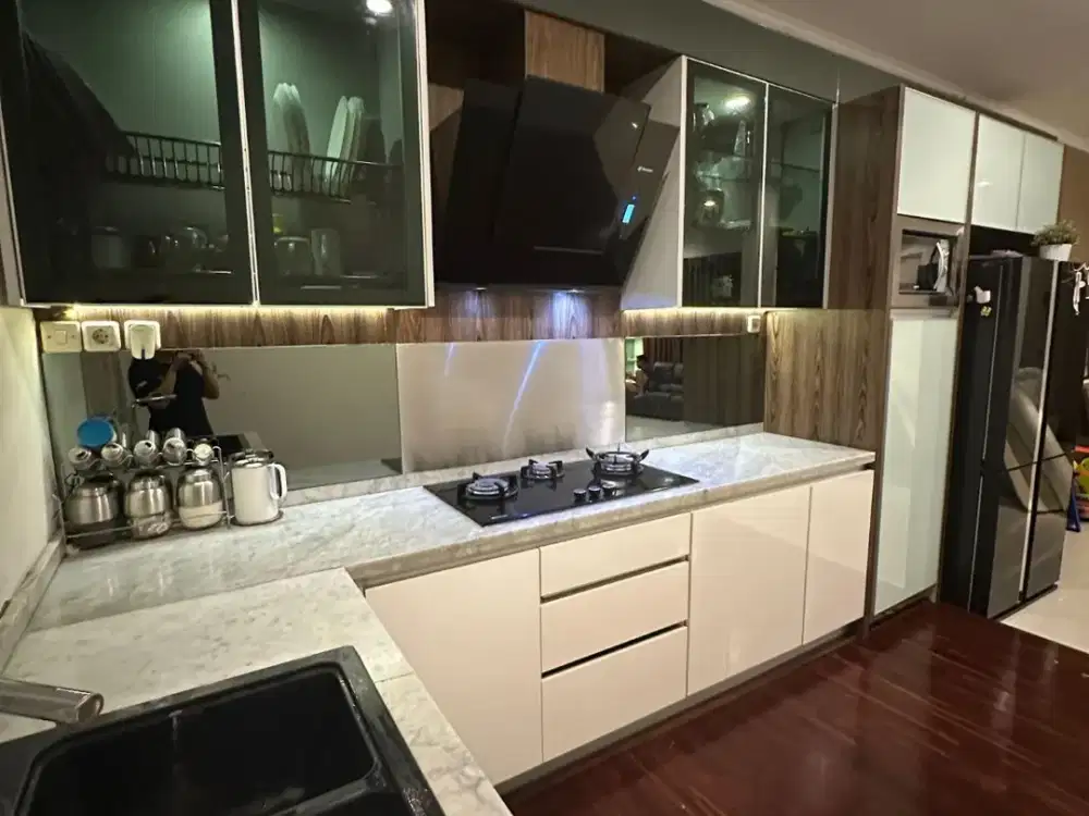 Rumah 2 Lantai Semi Furnished di Cinere One Residence , Depok