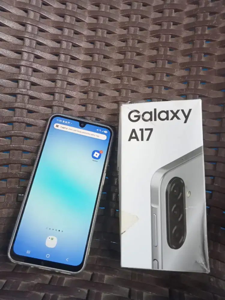 Samsung a17 8/128