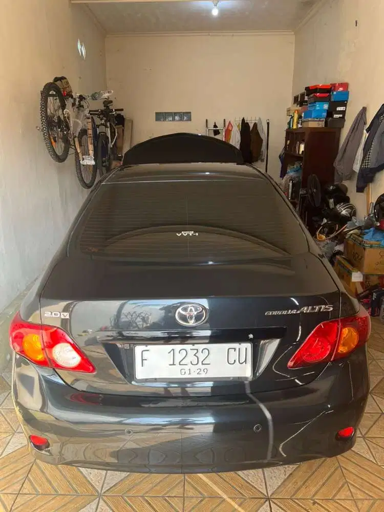 Toyota Corolla Altis 2010 Bensin