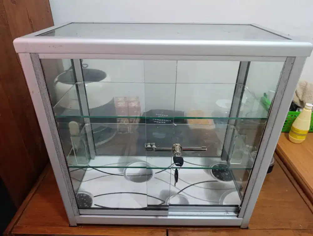 Jual Etalase Roko second, Lok pamulang barat, Tangsel
