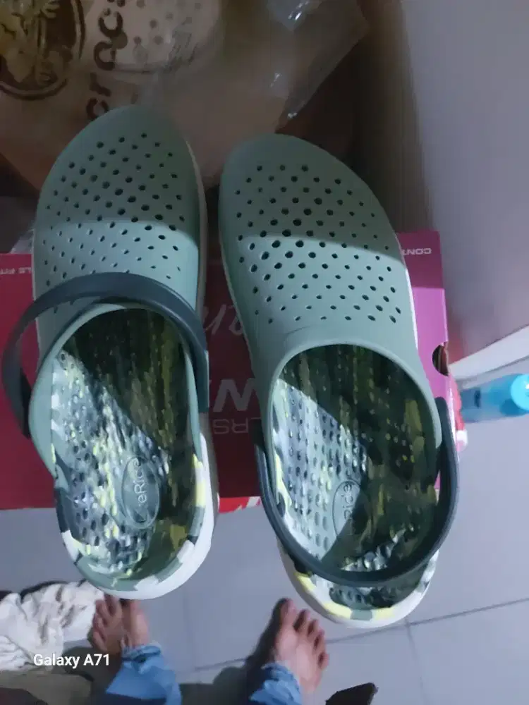 Sendal Crocs Original