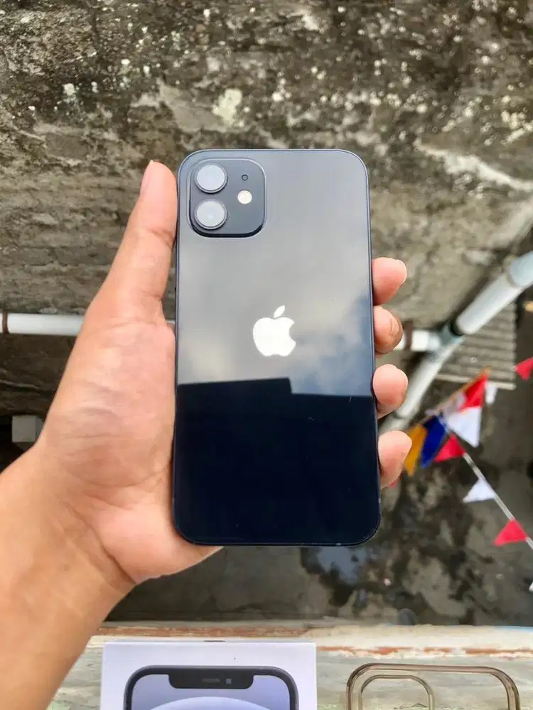 iPhone 12 64GB Black