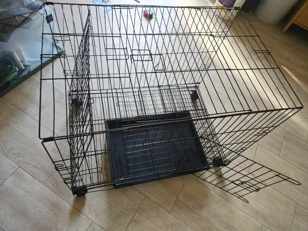 Kandang Kucing, anjing bahan Besi Lipat Premium Hitam bekas  90% nego
