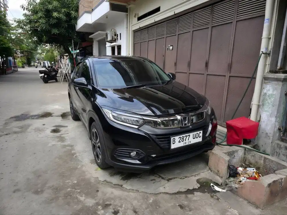 Honda HR-V HRV SE Plus CVT Matic AT Tahun 2019 Hitam , 2018