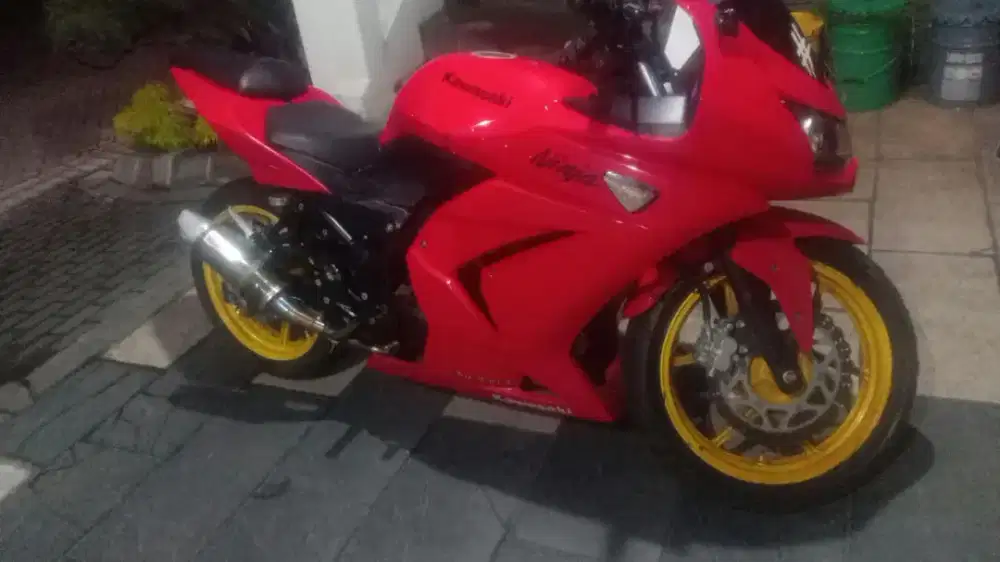 Kawasaki ninja 250 cc tahun 2008