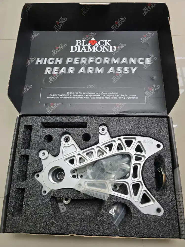 Swing arm + cover bak cvt ori chrome new nmax